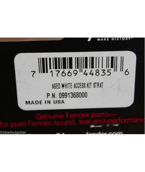 Aged White Accessory Kit Stratocaster Fender 0991368000