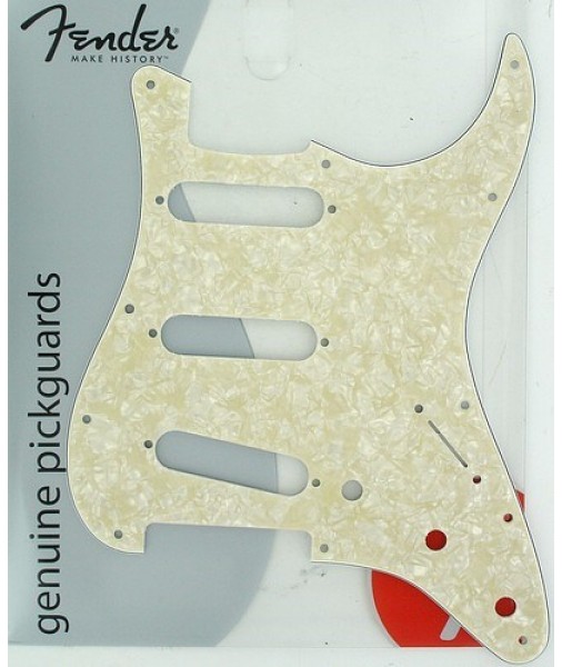 FENDER Strat Pickguard Aged White Pearl AM STD 11 hole 0992140001